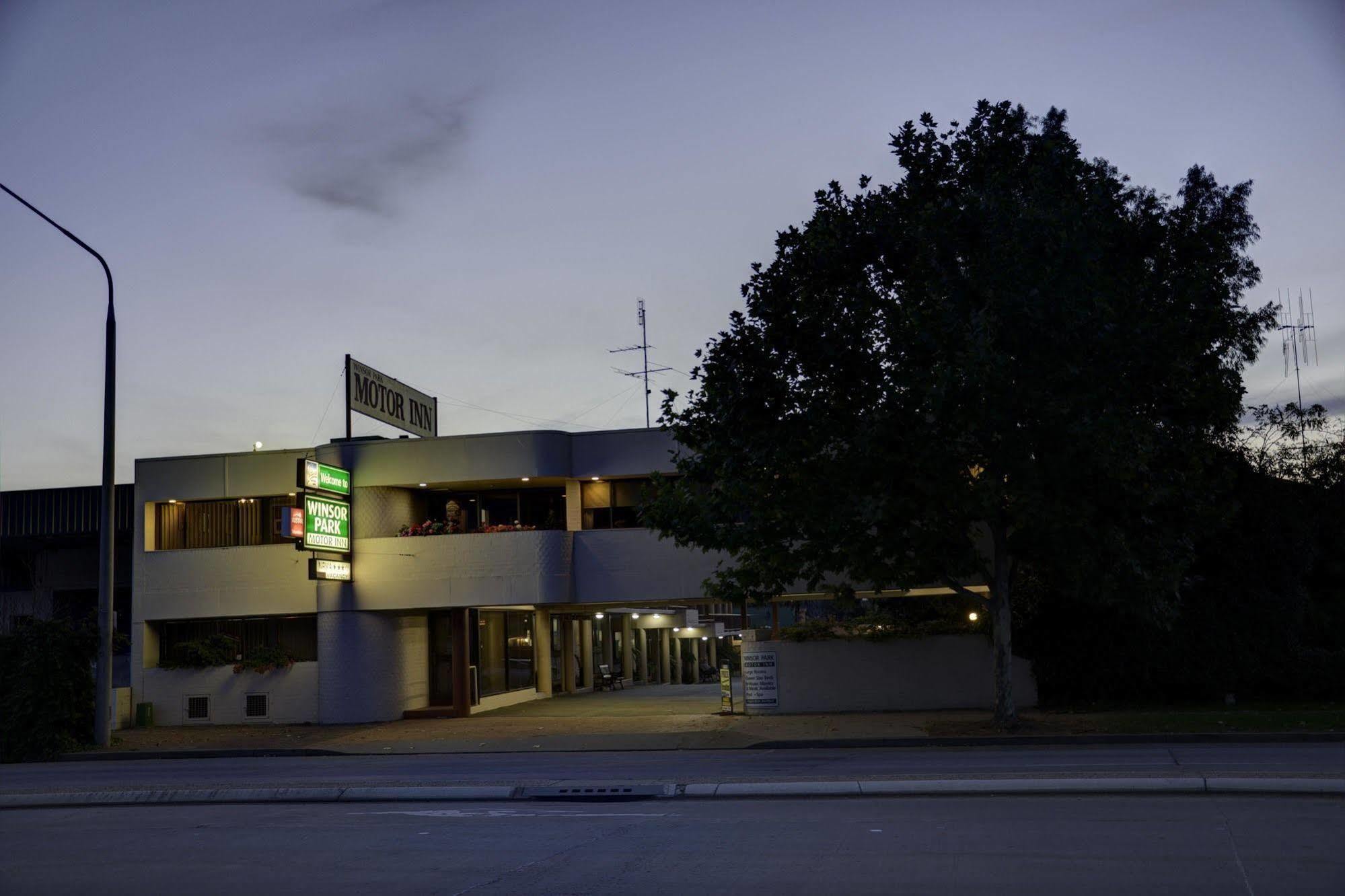 Winsor Park Motor Inn Albury Kültér fotó